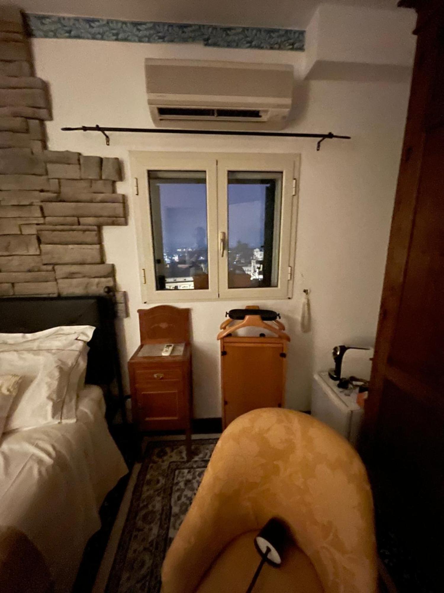Casa Tipica Siciliana Patronale Home Bedandbreakfast Tremetrisoprailcielo Camere Con Vista, Colazione Interna In Terrazzo Panoramico カルタジローネ エクステリア 写真