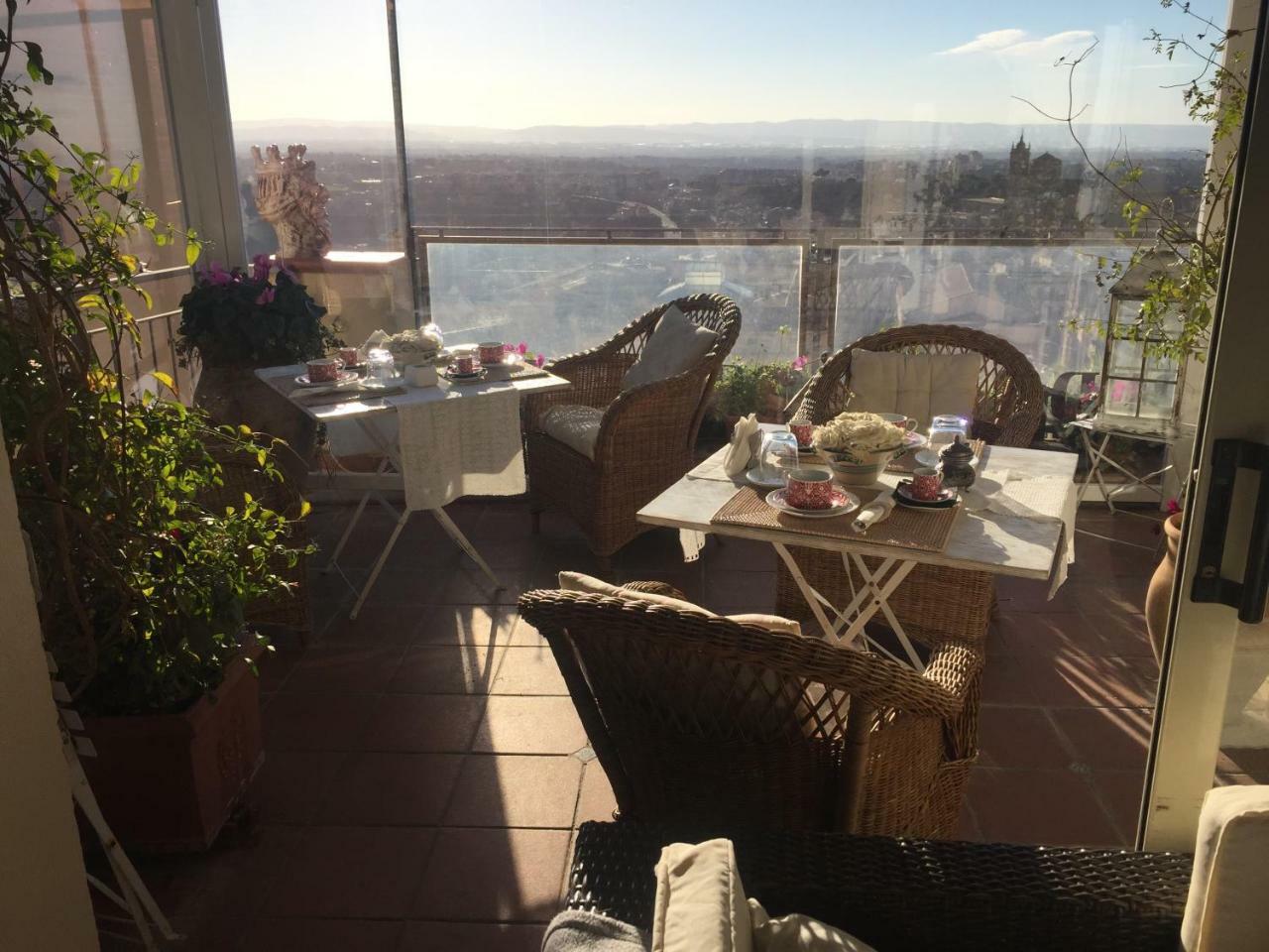 Casa Tipica Siciliana Patronale Home Bedandbreakfast Tremetrisoprailcielo Camere Con Vista, Colazione Interna In Terrazzo Panoramico カルタジローネ エクステリア 写真