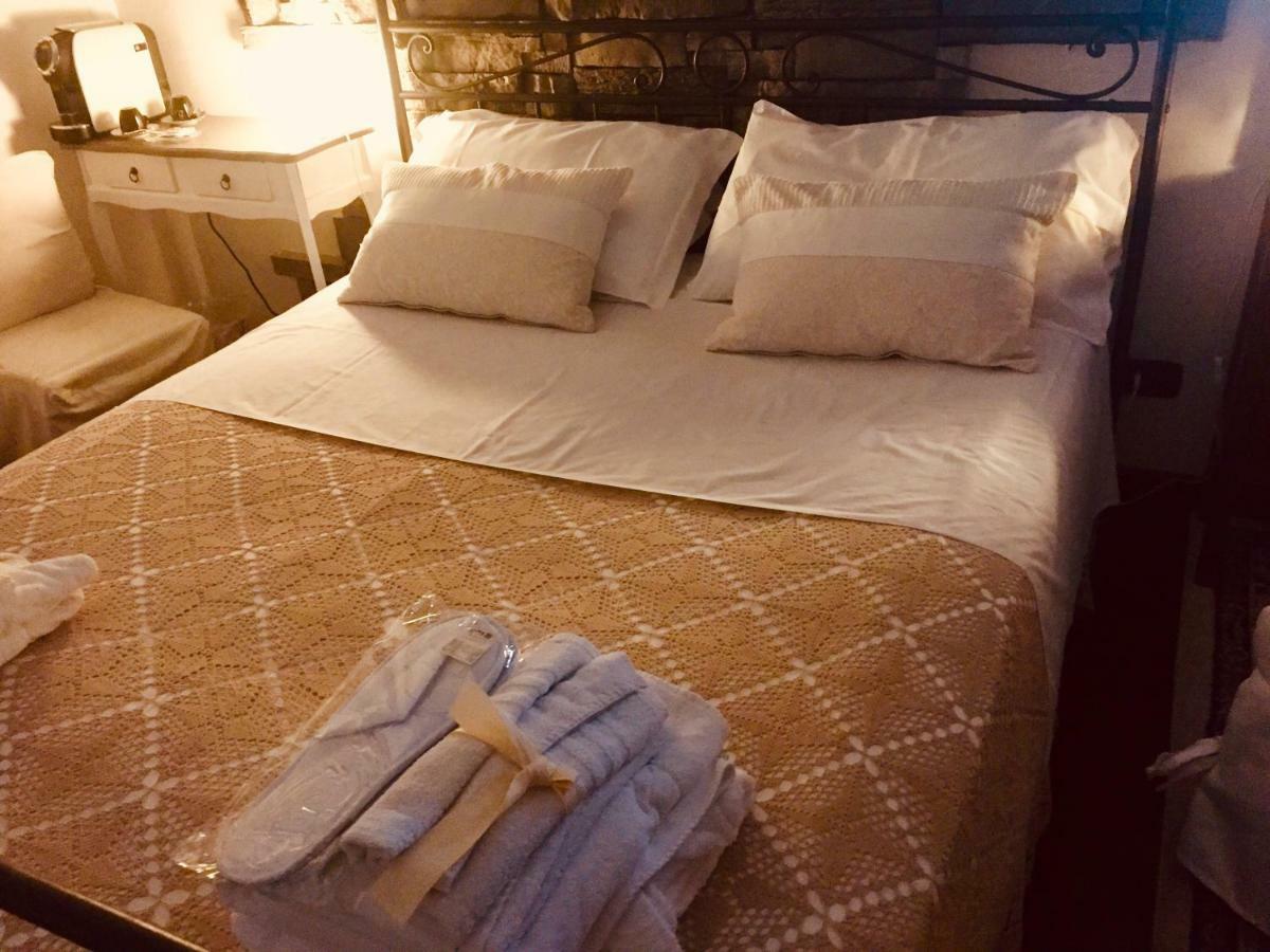 Casa Tipica Siciliana Patronale Home Bedandbreakfast Tremetrisoprailcielo Camere Con Vista, Colazione Interna In Terrazzo Panoramico カルタジローネ エクステリア 写真