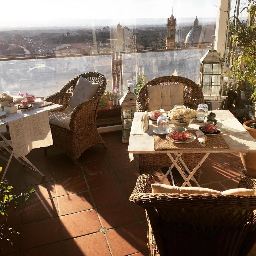 Casa Tipica Siciliana Patronale Home Bedandbreakfast Tremetrisoprailcielo Camere Con Vista, Colazione Interna In Terrazzo Panoramico カルタジローネ エクステリア 写真