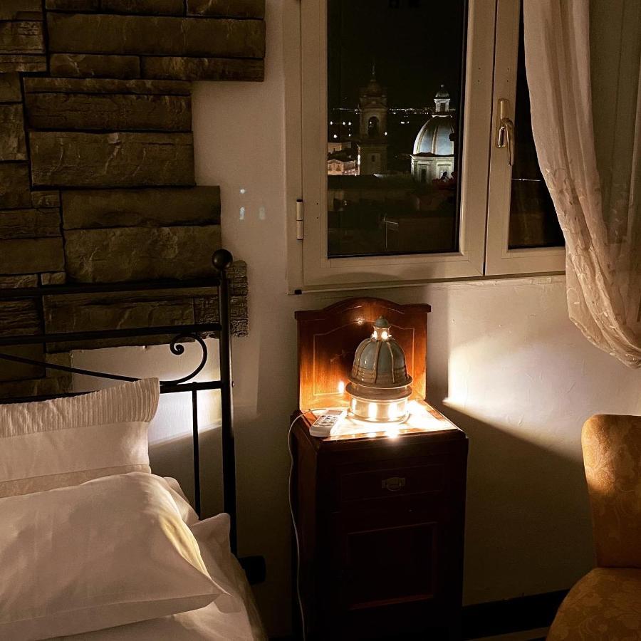 Casa Tipica Siciliana Patronale Home Bedandbreakfast Tremetrisoprailcielo Camere Con Vista, Colazione Interna In Terrazzo Panoramico カルタジローネ エクステリア 写真